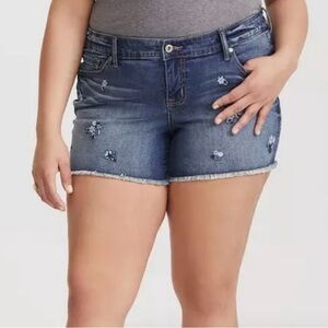 Torrid Floral Embroidered High Rise Vintage Stretch Denim Shorts Size 18